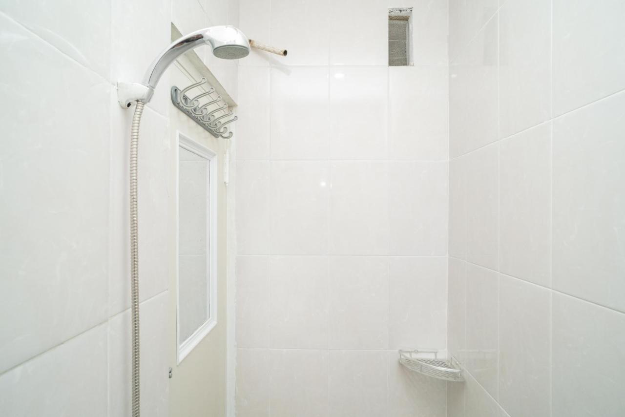 RedDoorz near Sarinah Dżakarta Zewnętrze zdjęcie